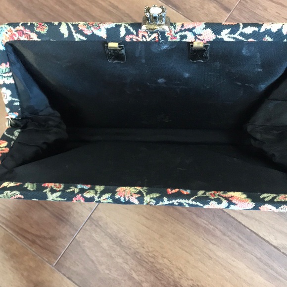 Vintage patterned clutch - Picture 2 of 3